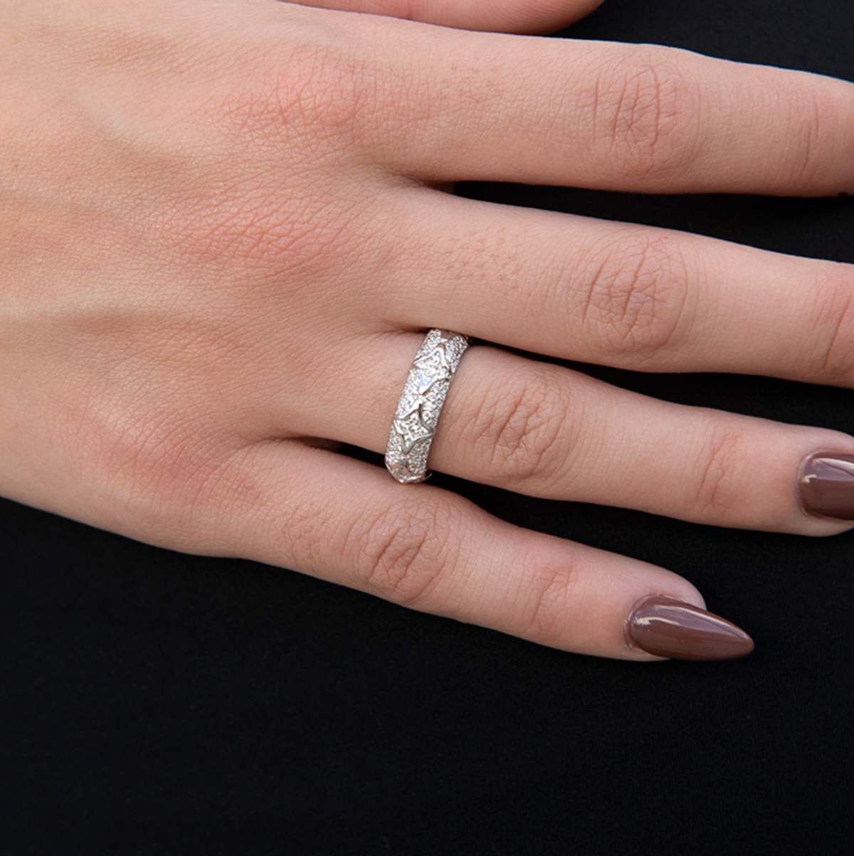 GLD Bezel Star Ring in White Gold Vermeil