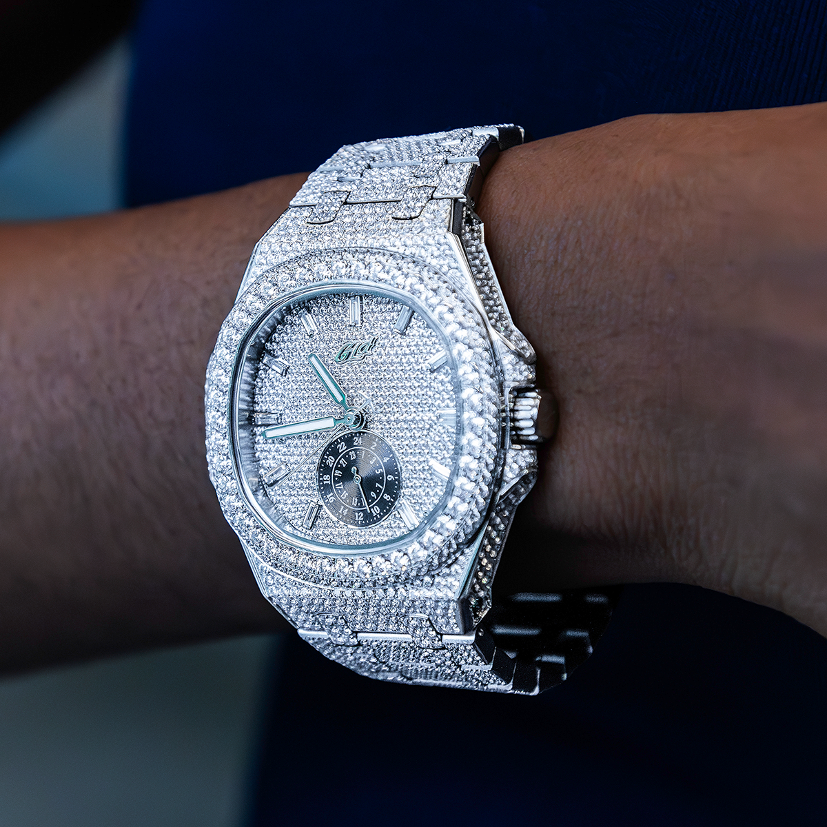 39MM Visionary Moissanite Fully Iced Case & Steel Band Watch - White Gold