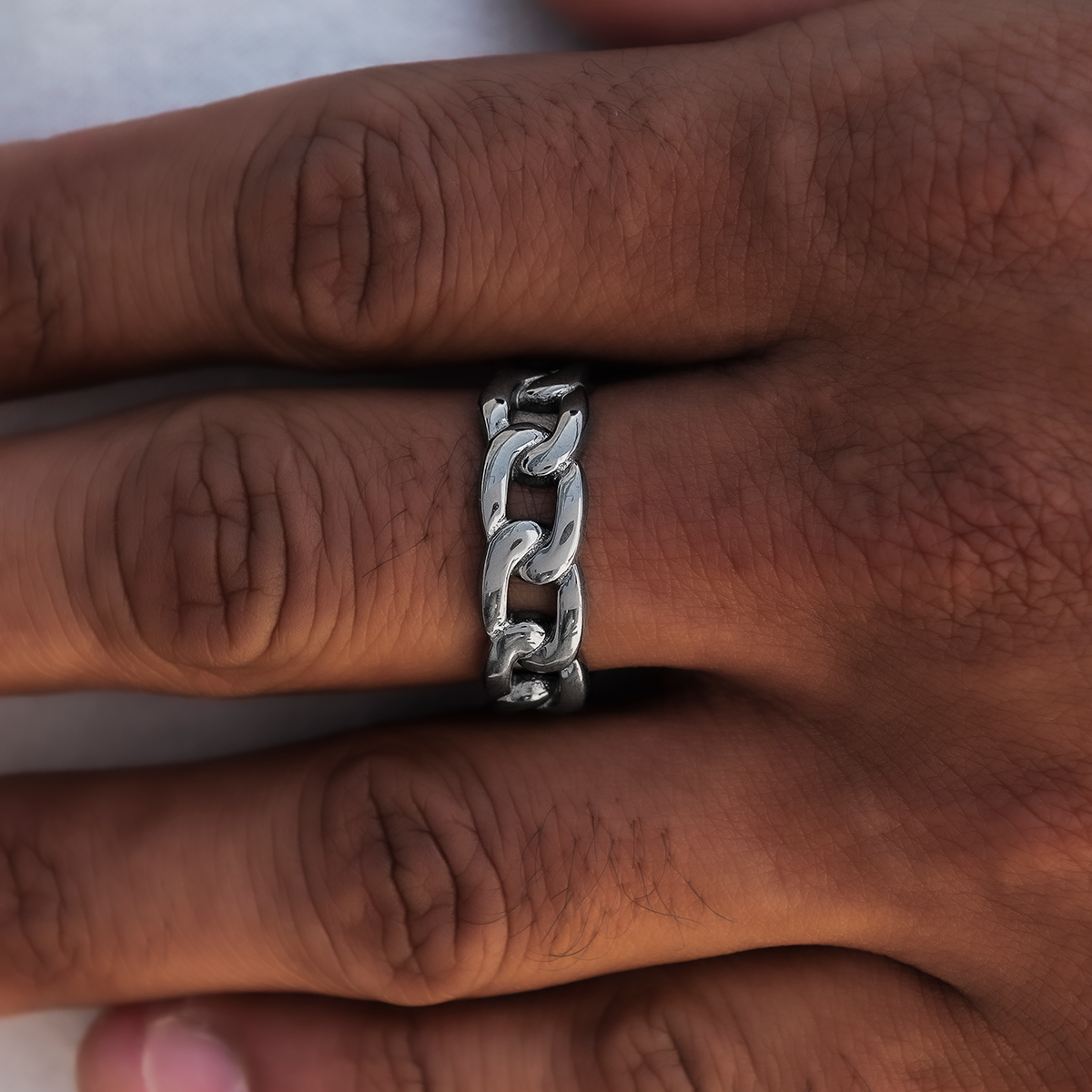 Cuban Band Ring in Matte Black - 7mm