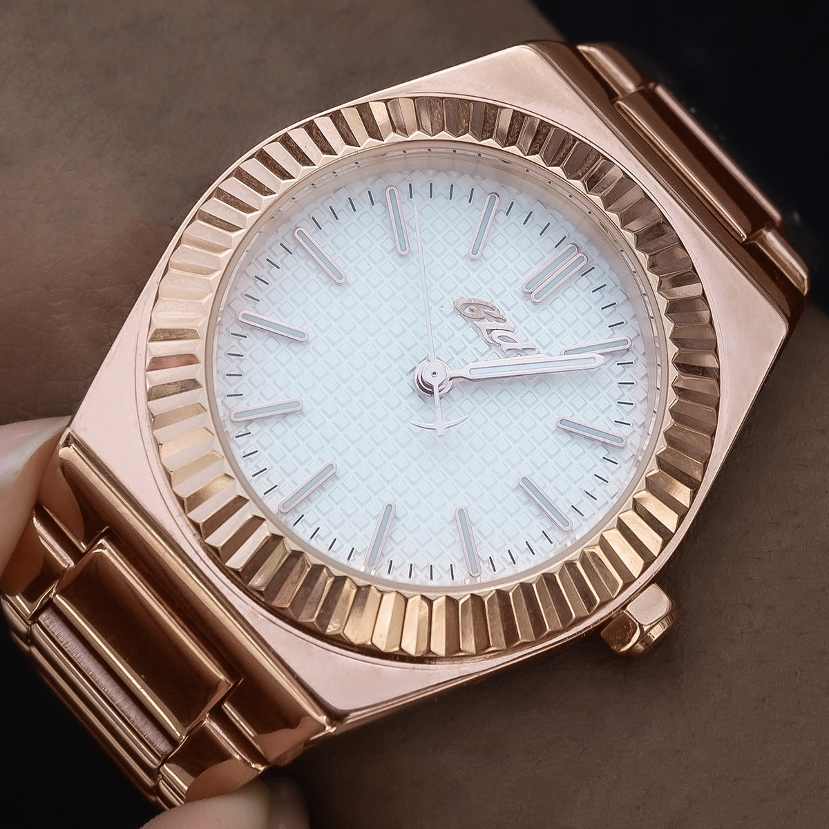 Fluted Bezel Alpha Era in Rose Gold