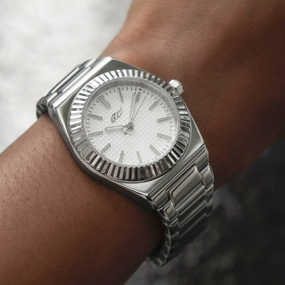Fluted Bezel Alpha Era in White Gold