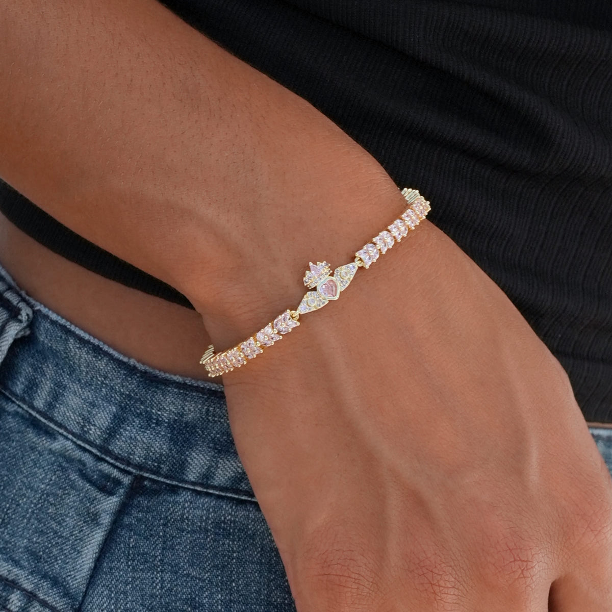 Forme Privé Crown Bracelet in Yellow Gold