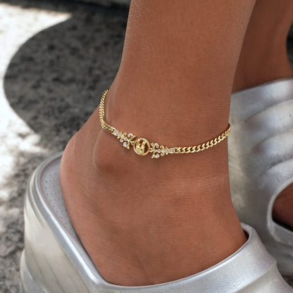 Forme Privé Slipper Anklet in Yellow Gold