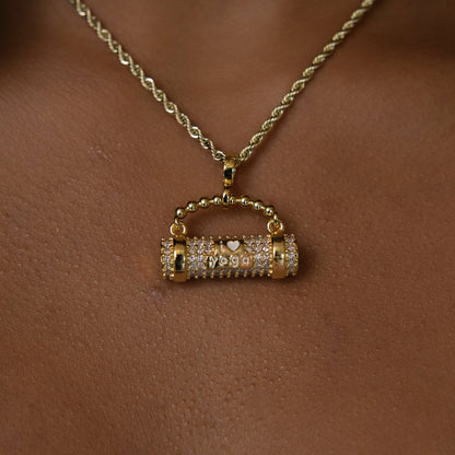 Forme Privé Yoga Mat Pendant in Yellow Gold
