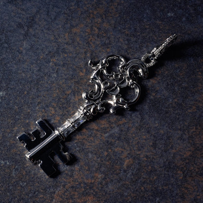 GLD X Bloody Osiris Moissanite Key Clip On in White Gold Vermeil