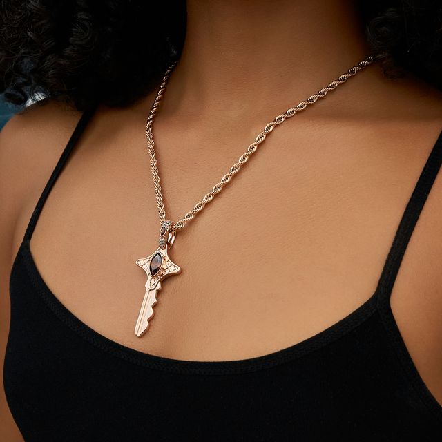 Star Key Pendant in Rose Gold